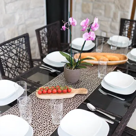 Casa Maya Deluxe With A Pool