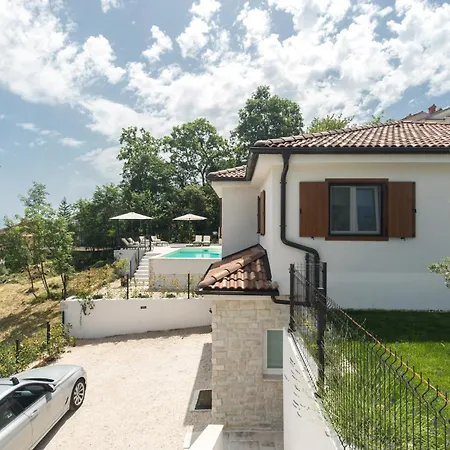 Casa Maya Deluxe With A Pool Apartament *