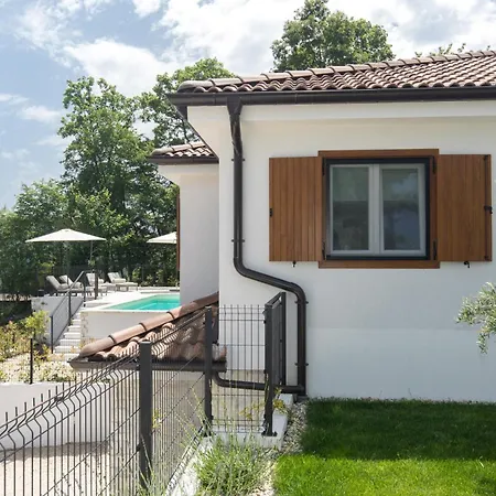 Casa Maya Deluxe With A Pool Apartament