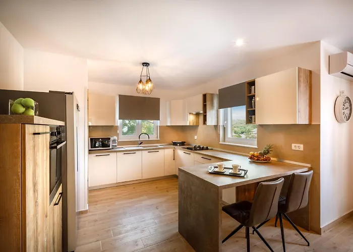 Casa Maya Deluxe With A Pool Abbazia