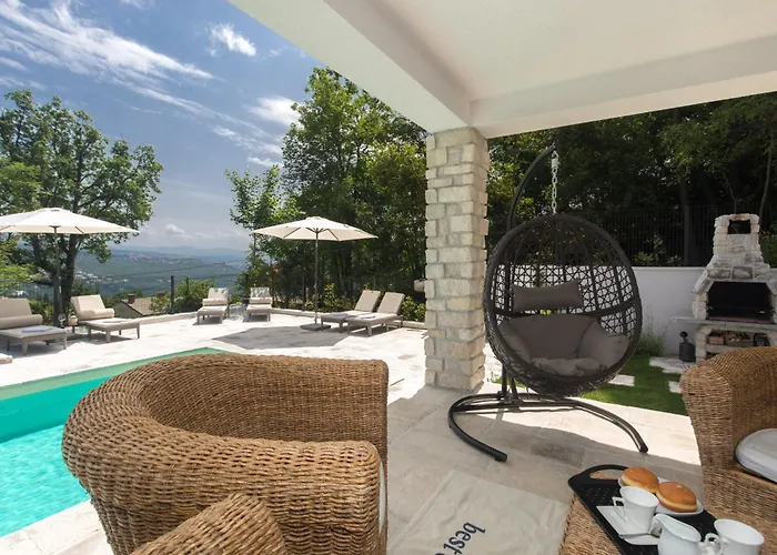 Appartamento Casa Maya Deluxe With A Pool Abbazia