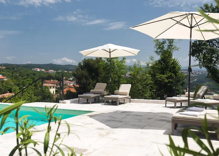 아파트 Casa Maya Deluxe With A Pool 오파티아