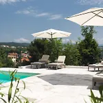 Daire Casa Maya Deluxe With A Pool Opatija