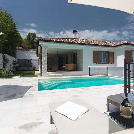 Daire Casa Maya Deluxe With A Pool